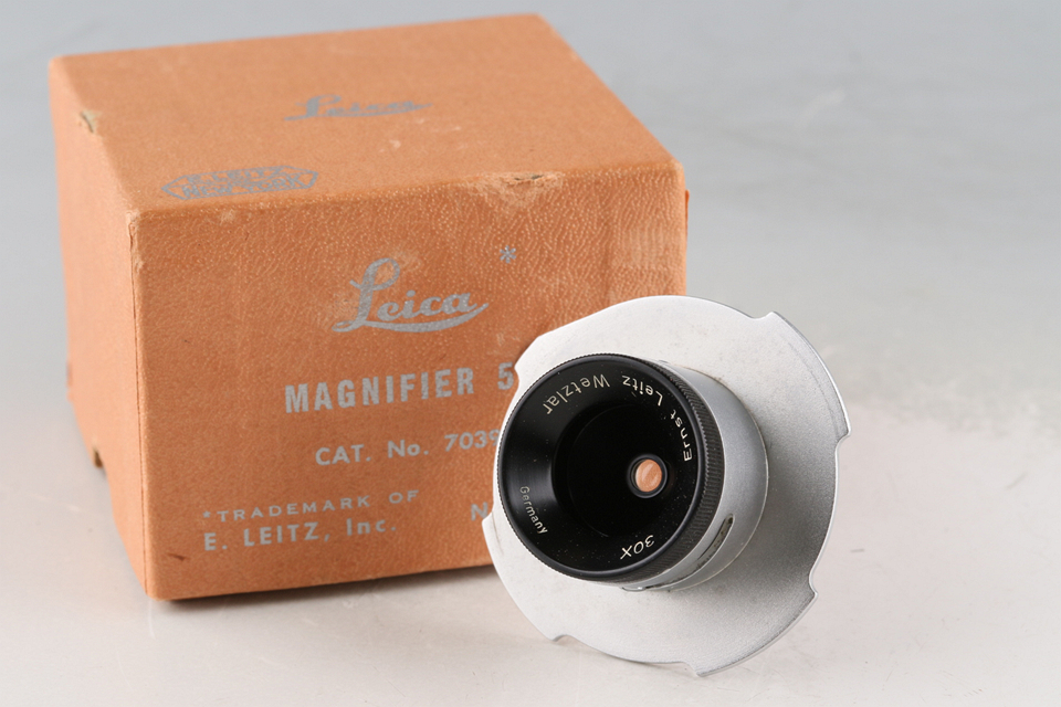 Leica Leitz LWHOO 30x Magnifier Loupe #59017L1