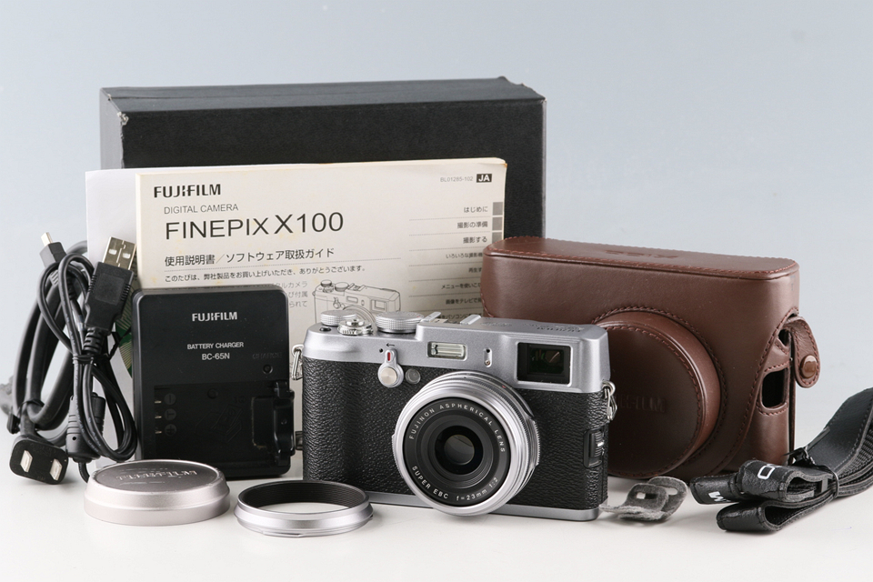 Fujifilm FinePix X100 Digital Camera #59454L7